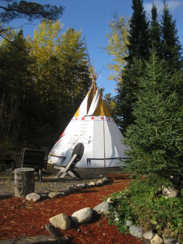 Temagami Tipi Camping